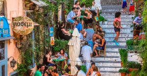 Έκλεισε το Γιασεμί: «Λουκέτο» στο πιο εμβληματικό μαγαζί της Πλάκας μετά από 16 χρóνια