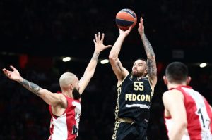 Δήλωση που δεν περίμενε κανείς από Μάικ Τζέιμς μετά το Ολυμπιακός-Μονακό!