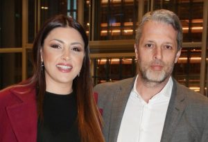 Μαθεύτnκαν όλα: Ο πραγματικός λόγος που xώρισε η Έλενα Παπαρίζου