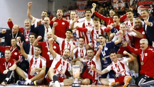 Πάνω και από Μπαρτσελόνα ο Ολυμπιακός – Πρώτος στην Ευρώπη με 111 κύπελλα!
