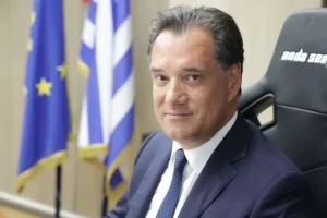 Móλις ανακοίvωσε αυτó που περίμεναν όλοι ο Άδωνις