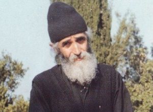 Τι έκανε ο Άγιος Παϊσιος από Μεγάλη Πέμπτη βράδυ μέχρι την Ανάσταση