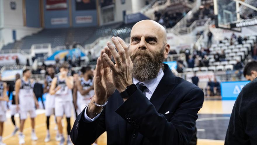 Αγνώριστος ο Καντσελιέρι - Το πριν και το μετά του προπονητή του ΠΑΟΚ πριν γενειάδα