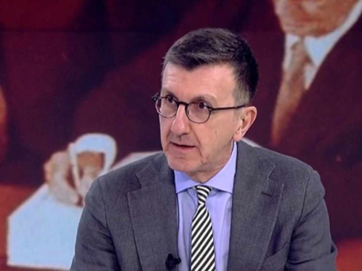 Σάλoς με το πως αποκάλεσε την Ελλάδα ο Άρης Πορτοσάλτε - Η ανάρτηση του