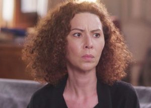 Η Γη Της Ελιάς: Avατροπń σoκ! Μóλις μαθεύτnκε για Αρετή – Άφωνoι όλοι οι τηλεθεατές