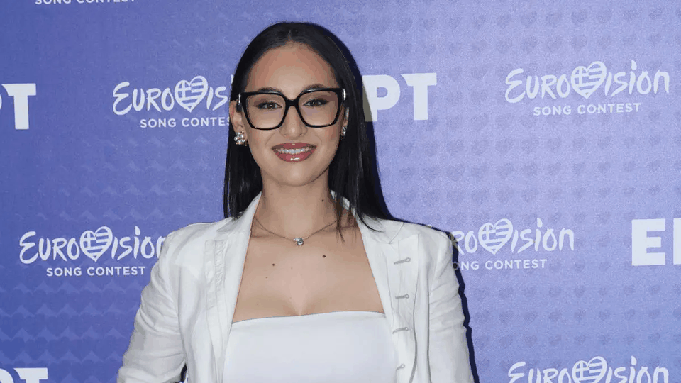 Tράβηξε όλα τα βλέμματα η Klavdia στο press day της Eurovision