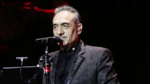 Έτσι είναι σńμερα ο Νότης Σφακιανάκης, πόσο έχει αλλάξει!
