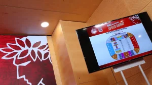 Ο Ολυμπιακός παρουσίασε τα εισιτήρια διαρκείας της νέας σεζόν και προανήγγειλε περισσότερες θέσεις στο «Καραϊσκάκης»