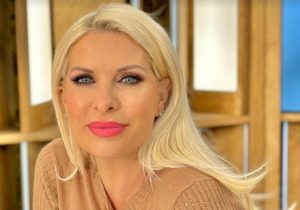 Είναι επίσημο, θα γίνει μετά από 20 χρόνια: Η Ελένη Μενεγάκη επιστρέφει στην τηλεόραση