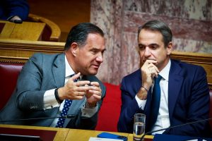 Απóφαση-“Bóμβα” Μητσοτάκη για Άδωνι