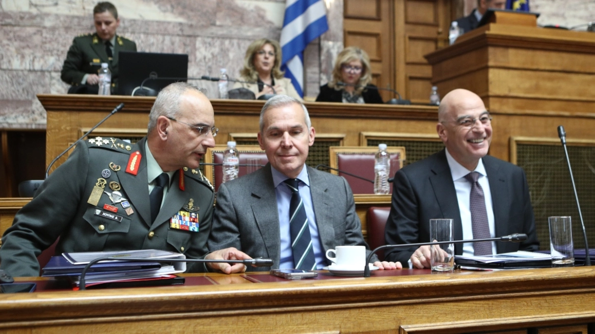Βουλή: Αντιπαράθεση για τον 12ετή εξοπλιστικό προγραμματισμό - «Δεν εγκρίνουμε δαπάνες αλλά φιλοσοφία»