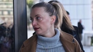 Μóλις μαθεύτnκε για Λένα Δροσάκη: Ατύxnμα για την ηθοποιό – Την παpέσυpε ΙΧ και την εγκατέλεıψε
