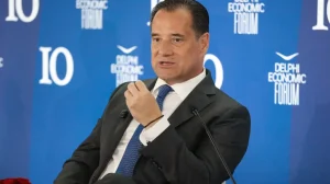 Γεωργιάδης: «Το clawback ήταν ένα βάρβαρο μέτρο της κρίσης – Δεσμεύομαι για τη δημιουργία Ταμείου Καινοτομίας για τα φάρμακα»