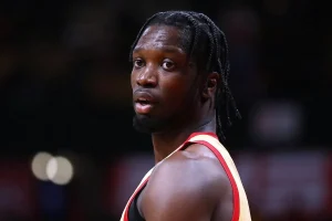 Μεταγραφή έκπληξη σε ομάδα Euroleague ο Μενσά μετά τον Ολυμπιακό!