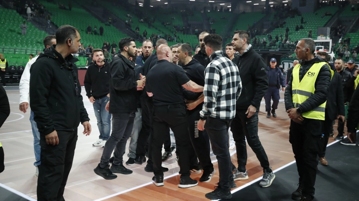Ένταση στο ΟΑΚΑ - Τι συνέβη μετά το τέλος του Παναθηναϊκός-Εφές