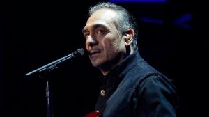 Νότης Σφακιανάκης: Αυτό είναι το μαγαζί που θα τραγουδήσει