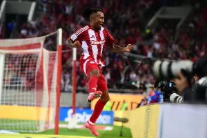 Ολυμπιακός – ΠΑΟΚ 4-2: Γιόρτασε το 48ο με τεσσάρα επί του Δικεφάλου