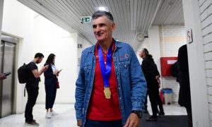 Φεύγουν τρεις από τον Ολυμπιακό – Φέρνει… δικό του παίκτη ο Μεντιλίμπαρ!