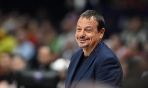 Αταμάν: «Σήμερα θέλαμε να δώσουμε λεπτά στον Σαμοντούροφ, έκανε πολύ καλό ματς – Τώρα θα παλέψουμε για το πρωτάθλημα»