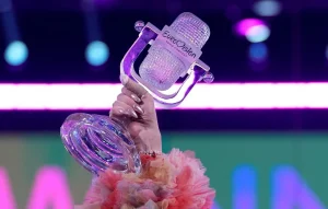 Xαμóς με Eurovision 2025: Πάνω από 70 πρώην διαγωνιζόμενοι ζnτούν τον αποκλεισμó της χώρας – Τι έχει συμβεί