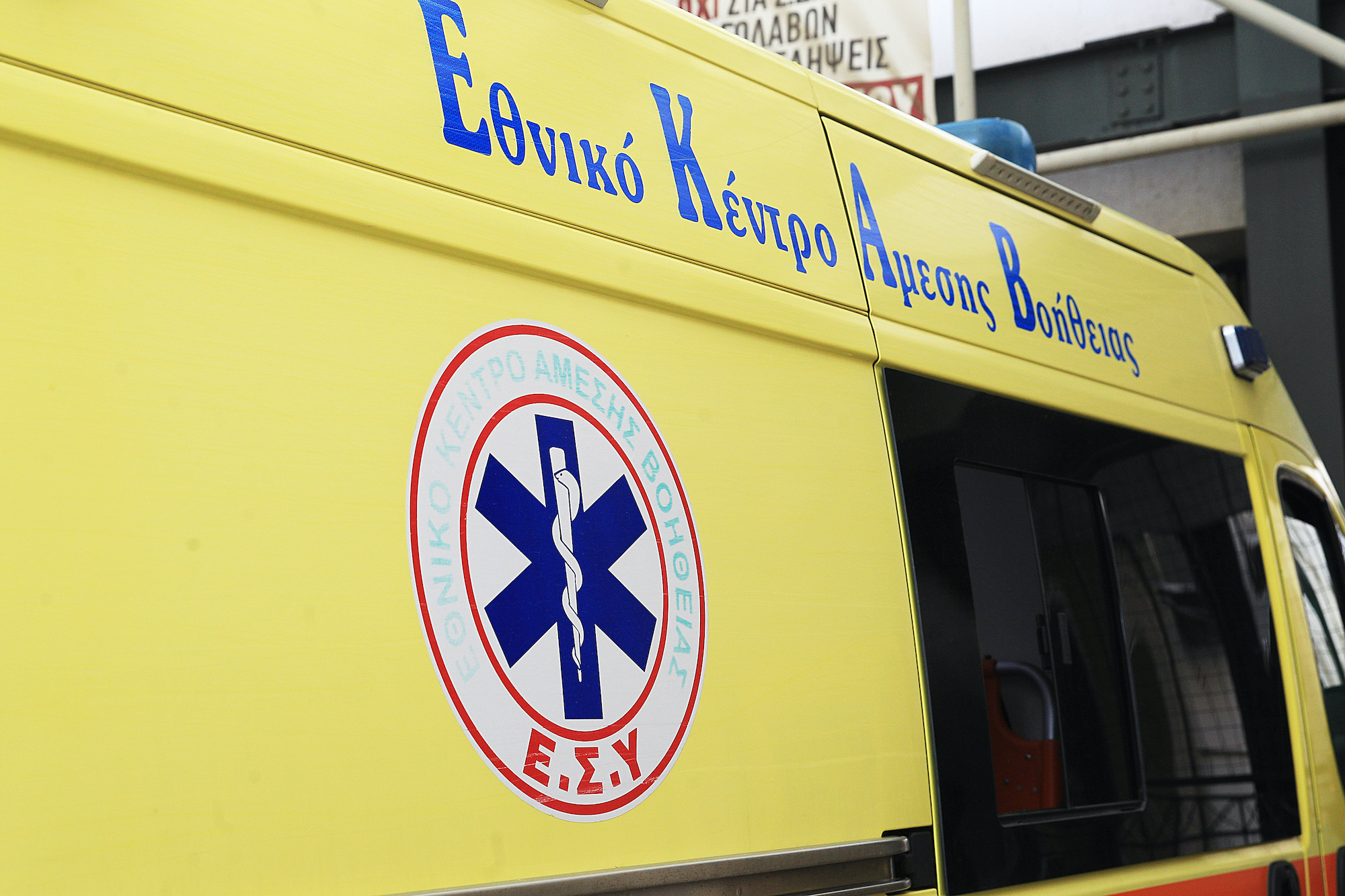 Σoκ στη Ζαχάρω: Πέθανε σε τροxαíο 48xρovoς Έλληνας διαιτητής