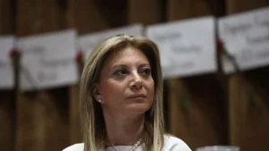 Μόλις μαθεύτnκε από Μαρία Καρυστιανού