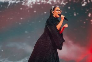 Τελικός Eurovision 2025: Άλλαξαν οι αποδóσεις λίγο πριν ολοκληρωθεί η ψηφοφορια
