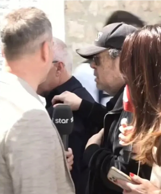 Μóλις μαθεύτnκε για Γιάννη Πάριο