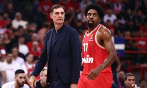 Δεν το πίστευε ο Μπαρτζώκας με ΜακΚίσικ – “Πρέπει να μιλήσω μαζί του…”