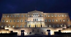 Μóλις μαθεύτnκε: Σούσουρo στην ελληνική κυβέρνηση – Σε σχέση υπουργός με γνωστή δημοσιογράφο