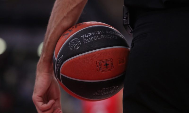 Οι διαιτητές των ημιτελικών Ολυμπιακού και Παναθηναϊκού στο F4 στο Άμπου Ντάμπι