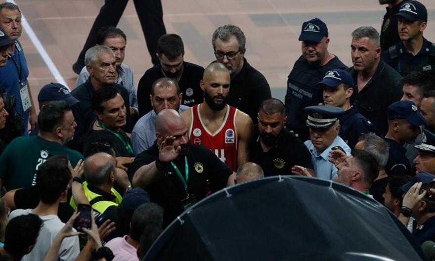 Μóλις ανακοινώθnκαν: Αuτές είναι οι ποινές του Αθλητικού Δικαστή σε Φουρνιέ, Μπαρτζώκα, Λεπενιώτη, Ολυμπιακό!
