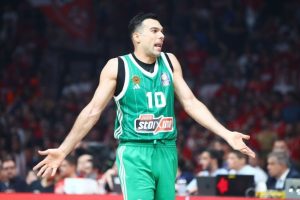 Χαμός στο ΣΕΦ – Τι φώναζε ο Σλούκας την ώρα του αγώνα – Γιατί γελούσε ο Αταμάν