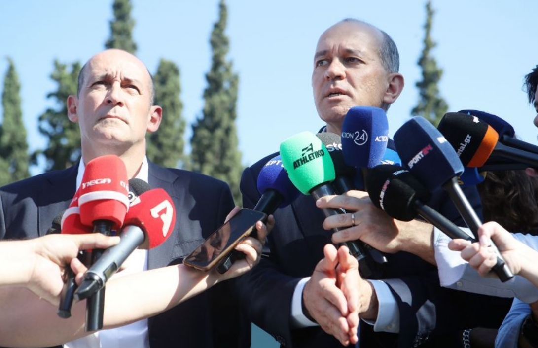 Αγγελόπουλοι για τη συνέχιση των τελικών: “Η βούληση της Κυβέρνησης είναι ξεκάθαρη, υπήρξαν κάποιες εντάσεις, αλλά στο τέλος συμφωνήσαμε”
