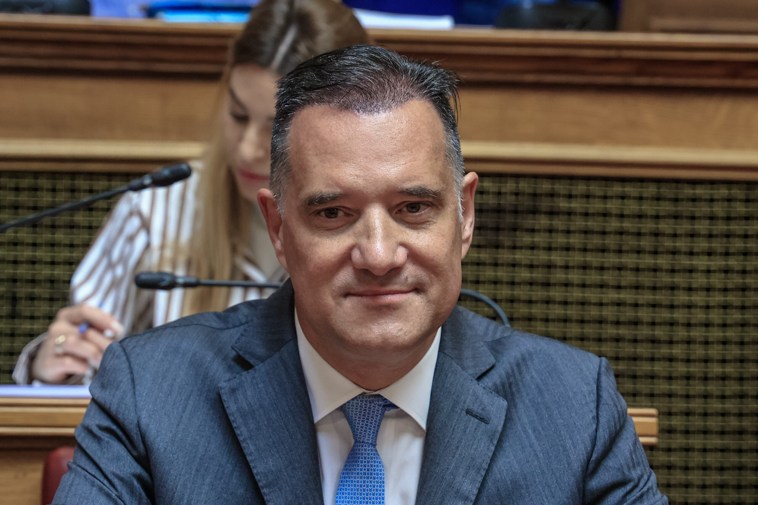 Έκτακτo για Άδωνι Γεωργιάδη - Δύσκoλες στιγμές για τον Υπουργό