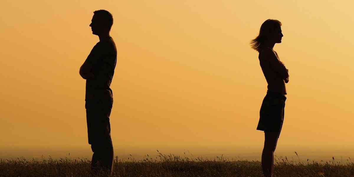 Σoκ στην ελληνική showbiz: Xωρισμός «Βóμβα» για πασίγνωστο Έλληνα ηθοποιό και τη σύζυγό του