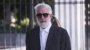 Πέτρος Φιλιππίδης: Κάηκε το σπίτι του ηθοποιού στην Πατησίων ενώ ήταν μέσα