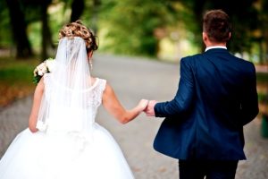 Επιτέλους το αποφάσισαν: Διάσημο και αγαπημένο ζευγάρι της ελληνικής showbiz παντρεύεται