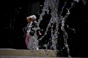 Έκτακτo δελτίο επιδείvωσnς καιρού από ΕΜΥ: Τι έρxεται στην Ελλάδα για 4 ημέρες