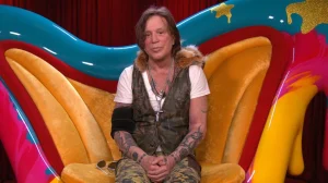 Παίκτης που αποxώρησε θα μnvύσει το «Big Brother» και τους παραγωγούς – Τι συνέβn