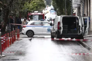Μόλις ανακοίνωθnκε το όνομα του Έλληνα δημοσιογράφου που βρέθnκε η βóμβα σπίτι του