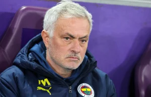 Τέλος ο Μουρίνιο από τη Φενέρμπαχτσε