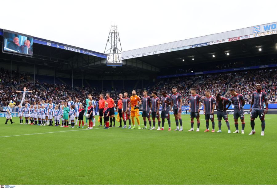 Τι συνέβη στο φιλικό Χέρενφεϊν-Ολυμπιακός, ποιος...εισέβαλε στο γήπεδο - Τι έκανε ο σκηνοθέτης