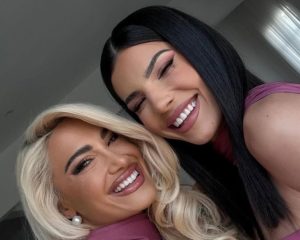 Στέλλα Πάσσαρη: 10 πράγματα που δεν ξέρετε για την κολλητή της Ιωάννας Τούνη