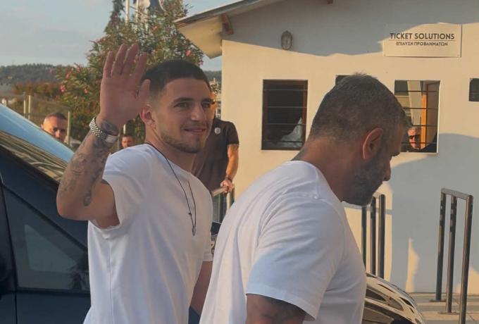 Στα γραφεία του ΠΑΟΚ για υπογραφές ο Ζαφείρης!