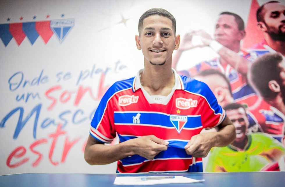 Ραγδαίες εξελίξεις: Νέα μεταγραφή ο Ολυμπιακός, κλείνει και στόπερ!