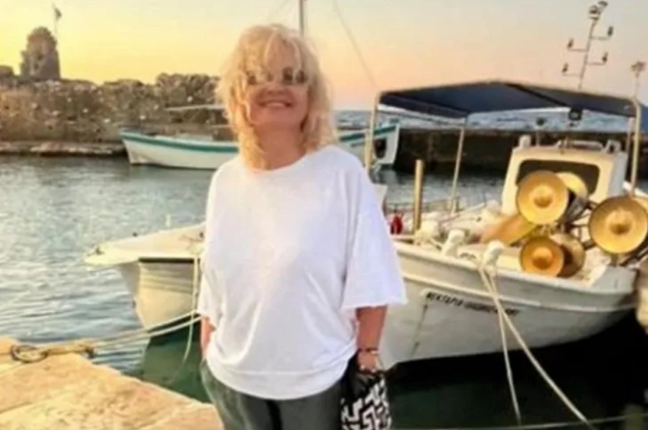 Αγγελική Νικολούλη χαλαρώνει σε ήλιο και θάλασσα – Η φωτογραφία από τις διακοπές της