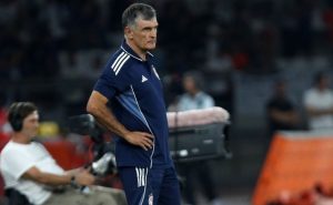 «Φεύγει ξένος Ολυμπιακού μετά τον Αστέρα – Εκπλήξεις στην 11αδα από Μεντιλίμπαρ»