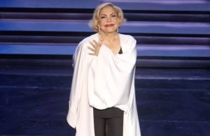 Η αλήθεια για την Μαρινέλλα: Πώς είναι και γιατί δεν την έχει δει ακόμα κανένας