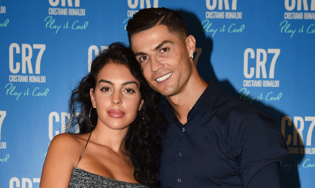 Κριστιάνο Ρονάλντο – Τζορτζίνα Ροντρίγκεζ: Αρραβωνιάστηκαν – Το μονόπετρο που τράβηξε τα βλέμματα